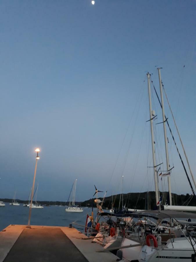 Ktima Theofilos - Frideriki * Petriti (Corfu)